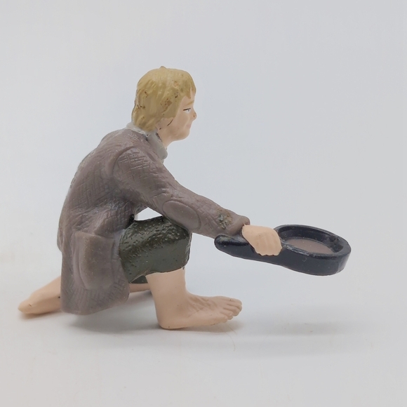 Lord Of The Rings Merry With Frying Pan Burger King Toy - Picture 5 of 7